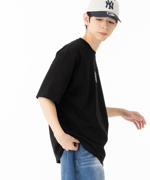 NEW ERA（ニューエラ）の「ニューエラ 半袖Tシャツ オーバーサイズ（Tシャツ/カットソー・メンズ・ブラック/ホワイト・XXL/XL/L/M/S）」の18枚目の写真