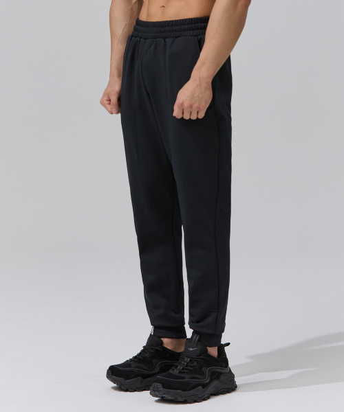 BLACK MONSTER FIT(ブラックモンスターフィット)の「エアクッション起毛ジョガーパンツ (ブラック) / BM220820(スウェットパンツ・レディース・ブラック・X-LARGE/XX-LARGE/SMALL/MEDIUM/LARGE)」の3枚目の写真