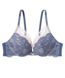 PEACH JOHN(�s�[�`�W����)�̃f���A�����[�X�u��(�u���W���[)