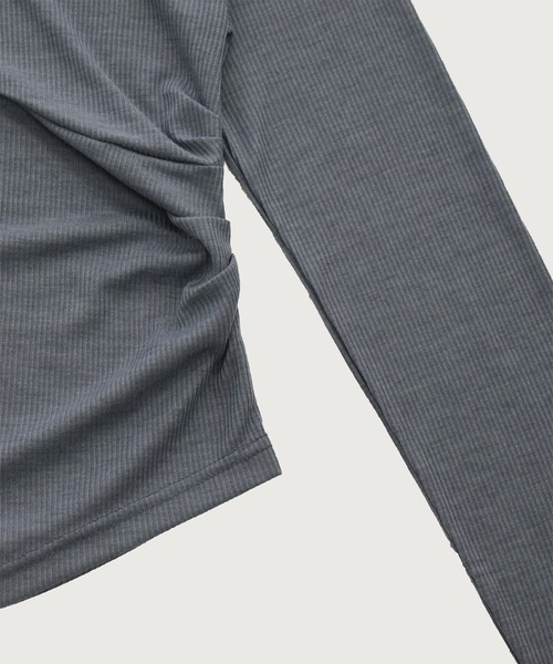 kiehtova（キエトヴァ）の「【kiehtova】ONE SHOULDER DRAPE TOPS/ワンショルダードレープトップス KTWR52（Tシャツ/カットソー・レディース・ブルー/ベージュ/ブラック・FREE）」の19枚目の写真