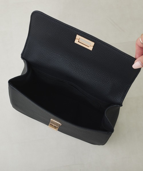 PUAL CE CIN(ピュアルセシン)の「チェーンショルダー2WAYバッグ(ショルダーバッグ・レディース・ブラック・FREE)」の8枚目の写真