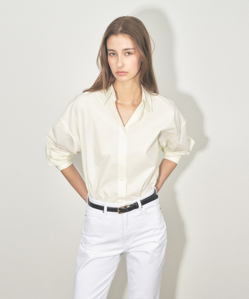 RIDIFI(リディフィ)の「OVER-FIT BOX SHIRTS_CREAM(シャツ/ブラウス・レディース・その他・FREE)」の1枚目の写真