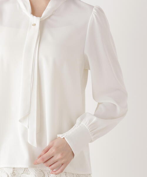 PROPORTION BODY DRESSING（プロポーションボディドレッシング）の「＜ウォッシャブル＞キラ釦ボウタイブラウス / 1216110207（シャツ/ブラウス・レディース・ベージュ/ネイビー/ホワイト・MEDIUM/SMALL）」の12枚目の写真