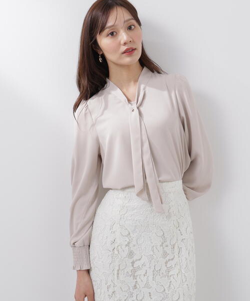 PROPORTION BODY DRESSING（プロポーションボディドレッシング）の「＜ウォッシャブル＞キラ釦ボウタイブラウス / 1216110207（シャツ/ブラウス・レディース・ベージュ/ネイビー/ホワイト・MEDIUM/SMALL）」の15枚目の写真