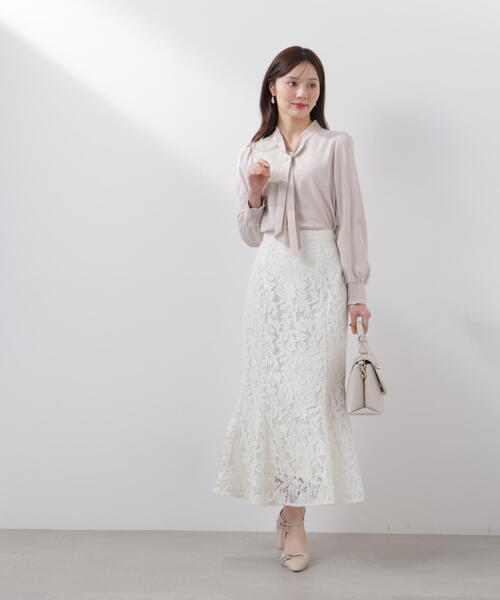 PROPORTION BODY DRESSING（プロポーションボディドレッシング）の「＜ウォッシャブル＞キラ釦ボウタイブラウス / 1216110207（シャツ/ブラウス・レディース・ベージュ/ネイビー/ホワイト・MEDIUM/SMALL）」の17枚目の写真