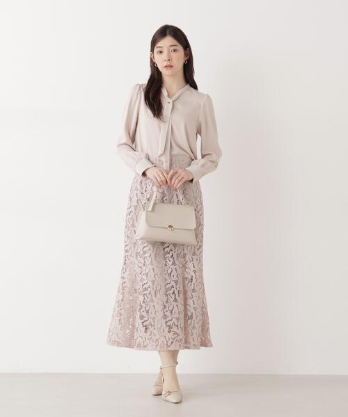 PROPORTION BODY DRESSING（プロポーションボディドレッシング）の「＜ウォッシャブル＞キラ釦ボウタイブラウス / 1216110207（シャツ/ブラウス・レディース・ベージュ/ネイビー/ホワイト・MEDIUM/SMALL）」の20枚目の写真