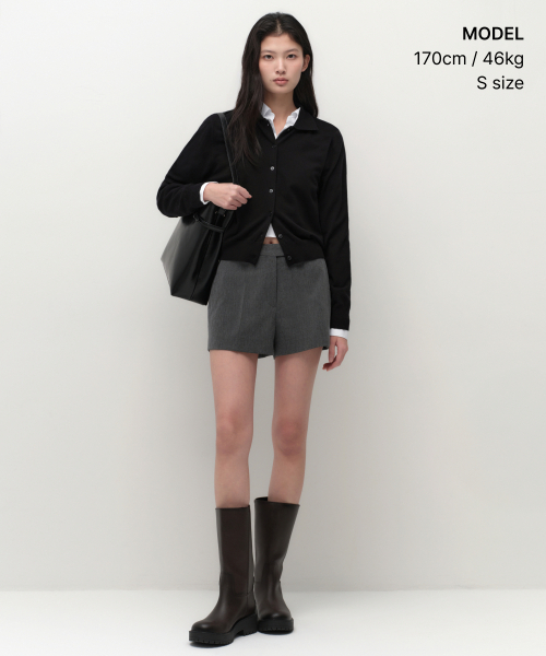 MUSINSA STANDARD WOMAN（ムシンサスタンダードウーマン）の「ウィメンズエッセンシャルカラードカーディガン[ブラック]（カーディガン/ボレロ・レディース・その他・SMALL/MEDIUM/LARGE/X-SMALL）」の2枚目の写真