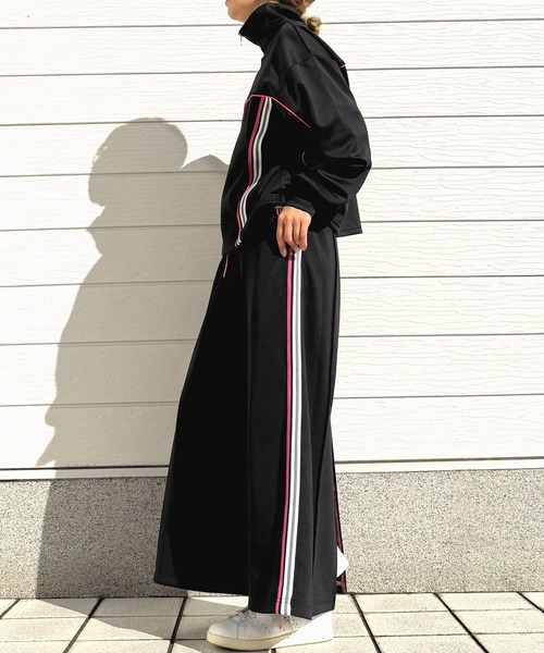 Q(キュー)の「ライントラックスカート(スカート・レディース・ブラック/ライトグレー・MEDIUM)」の18枚目の写真