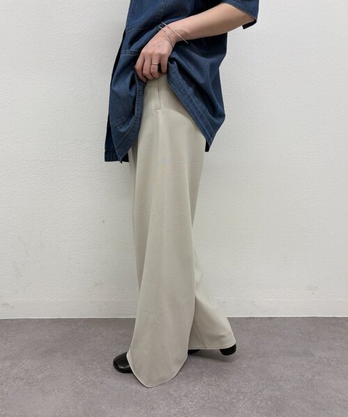 Omekashi(オメカシ)の「バイアスワイドパンツ(その他パンツ・レディース・ホワイト系その他/ブラック・FREE)」の14枚目の写真