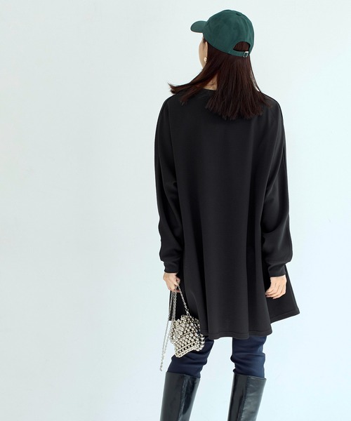 coca（coca）（コカ）の「エンボスフレアチュニックトップス（チュニック・レディース・ベージュ/ブラック・M/L/S）」の11枚目の写真