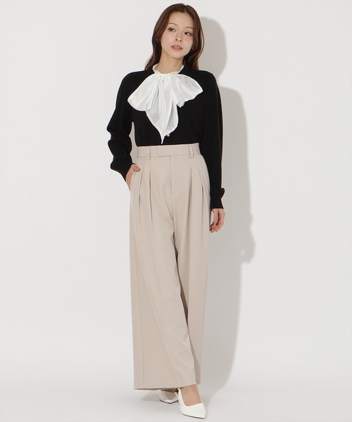 AND COUTURE(アンドクチュール)の「タックワイドパンツ(その他パンツ・レディース・ライトグレー/ベージュ/ネイビー・SMALL/MEDIUM)」の12枚目の写真