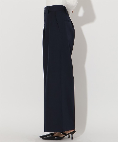 AND COUTURE(アンドクチュール)の「タックワイドパンツ(その他パンツ・レディース・ライトグレー/ベージュ/ネイビー・SMALL/MEDIUM)」の20枚目の写真