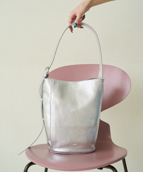 FREAK'S STORE（フリークスストア）の「限定展開 BEAURE LUNEA/ビュレルネア <本革> レザー ワンハンドル バケツバッグ（トートバッグ・レディース・ブラック/シルバー/ベージュ・ONE SIZE）」の9枚目の写真