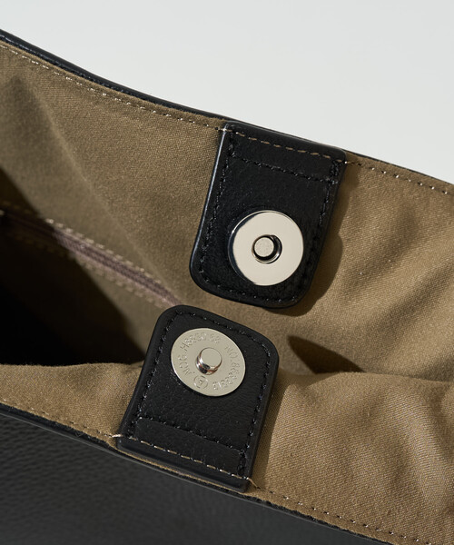 FREAK'S STORE（フリークスストア）の「限定展開 BEAURE LUNEA/ビュレルネア <本革> レザー ワンハンドル バケツバッグ（トートバッグ・レディース・ブラック/シルバー/ベージュ・ONE SIZE）」の21枚目の写真