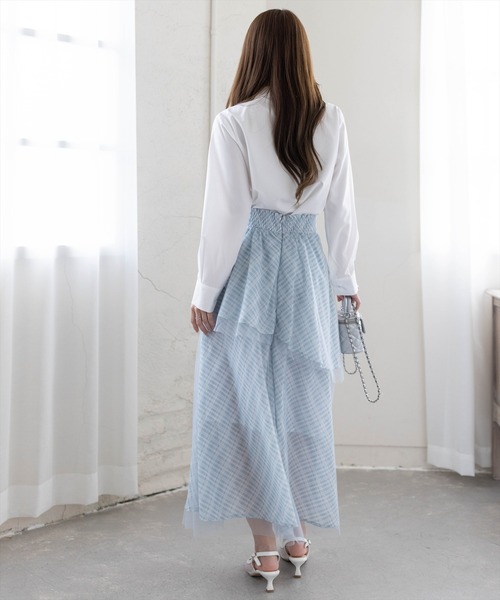 CLEAR BASIC（クリアベーシック）の「シャーリング切替アシンメトリーチェック柄チュールスカート[大人 フェミニン 上品]≪新作≫（スカート・レディース・ブラック/サックスブルー・F/PF）」の5枚目の写真