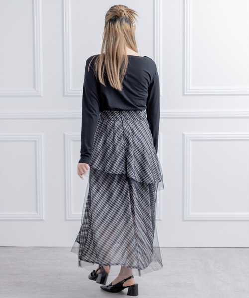 CLEAR BASIC（クリアベーシック）の「シャーリング切替アシンメトリーチェック柄チュールスカート[大人 フェミニン 上品]≪新作≫（スカート・レディース・ブラック/サックスブルー・F/PF）」の10枚目の写真