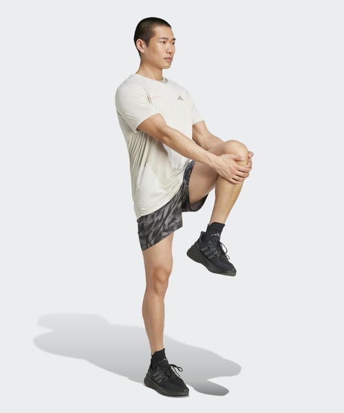 adidas(アディダス)の「オウン ザ ラン 総柄プリント ショーツ / ハーフパンツ / アディダス adidas(その他パンツ・メンズ・グレー・L(5inch)/L(7inch)/M(7inch)/S(5inch)/XS(5inch)/XS(7inch)/XXS/2XL(7inch)/XXXL)」の3枚目の写真