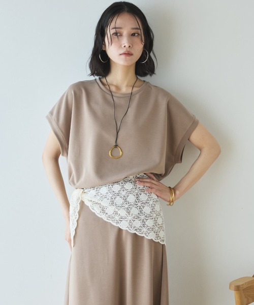 Doux archives（ドゥアルシーヴ）の「【セットアップ対応】多機能ソフトリブフレンチスリーブトップス（Tシャツ/カットソー・レディース・チャコールグレー/キャメル/アイボリー・FREE）」の3枚目の写真