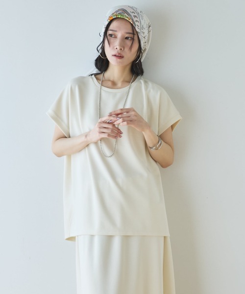 Doux archives（ドゥアルシーヴ）の「【セットアップ対応】多機能ソフトリブフレンチスリーブトップス（Tシャツ/カットソー・レディース・チャコールグレー/キャメル/アイボリー・FREE）」の15枚目の写真