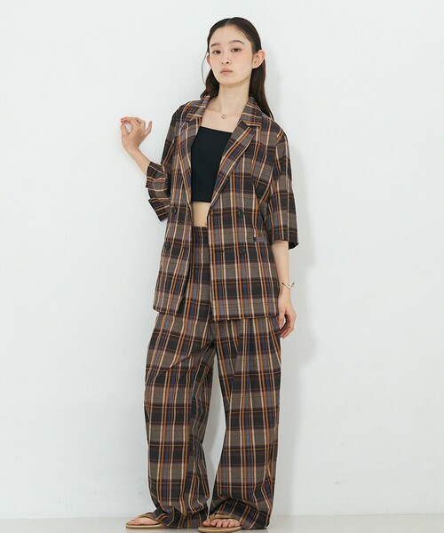 NOMINE（ノミネ）の「【セットアップ対応】ハーフスリーブ チェック ジャケット（テーラードジャケット・レディース・ブラウン/ダークネイビー・フリー）」の5枚目の写真