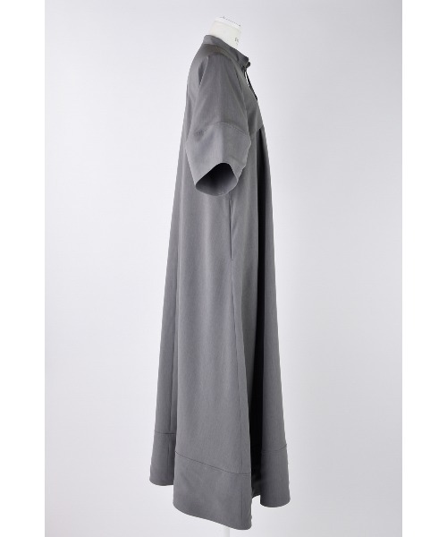 ENFOLD（エンフォルド）の「V-NECK DRESS（ワンピース・レディース・チャコールグレー/ブラック・36）」の5枚目の写真