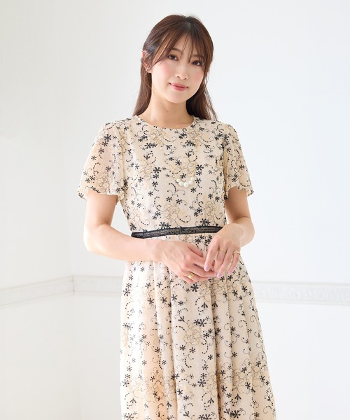 Rose Tiara（ローズティアラ）の「チュール刺繍ワンピース（ワンピース・レディース・ブラック/ベージュ・38/40/42/46）」の16枚目の写真