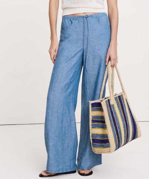 Banana Republic(バナナリパブリック)の「スタジオ ワイドレッグ ドローストリング リネン パンツ(その他パンツ・レディース・ブラウン/ベージュ/ブルー・S/M/L/XS)」の3枚目の写真