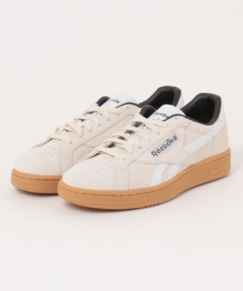 ASBee(アスビー)の「Reebok リーボック CLUB C GROUNDS UK メンズスニーカー(クラブシーグラウンズUK) 146285 100255995 ベージュ/チョーク/ガム(スニーカー・メンズ・アイボリー・28.0cm/27.5cm/27.0cm/26.5cm/26.0cm)」の1枚目の写真