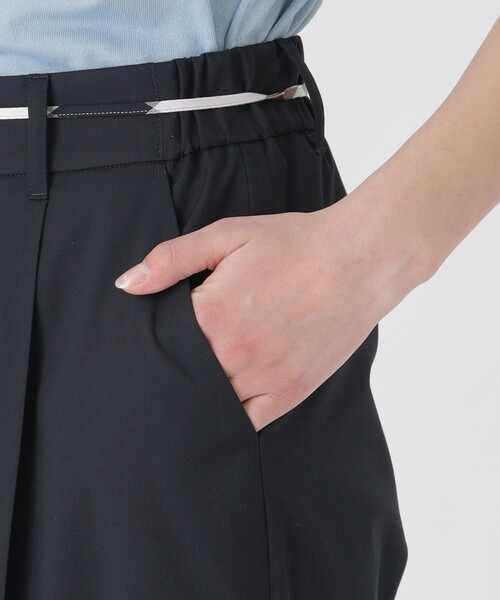 BLUE LABEL CRESTBRIDGE(ブルーレーベルクレストブリッジ)の「サイロスパンクリアツイルワイドパンツ(その他パンツ・レディース・ダークネイビー/ベージュ・36/38)」の8枚目の写真