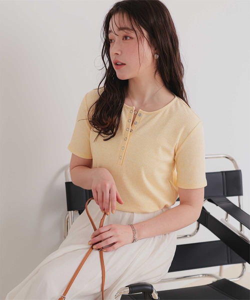 機能性リブカットソーヘンリーネックトップス（Tシャツ/カットソー
