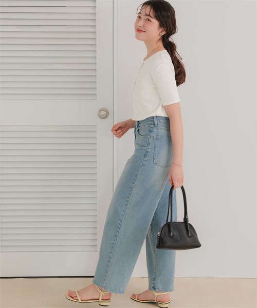 titivate(ティティベイト)の「機能性リブカットソーヘンリーネックトップス(Tシャツ/カットソー・レディース・レッド/ライトグレー/ネイビー/ブラック/オフホワイト/ライトイエロー・L/M/S)」の21枚目の写真