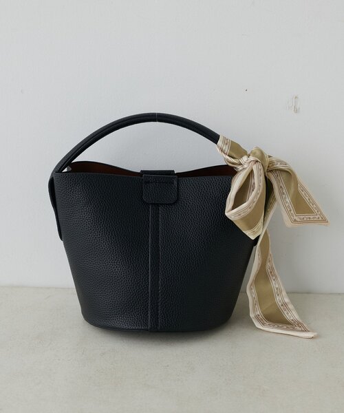 natural couture（ナチュラルクチュール）の「スカーフ付きポーチインバッグ（ショルダーバッグ・レディース・ピンク/ホワイト/ブラック/イエロー・FREE）」の10枚目の写真