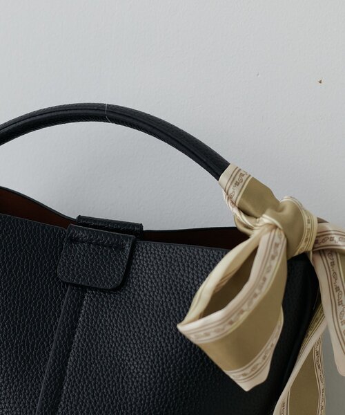 natural couture（ナチュラルクチュール）の「スカーフ付きポーチインバッグ（ショルダーバッグ・レディース・ピンク/ホワイト/ブラック/イエロー・FREE）」の16枚目の写真