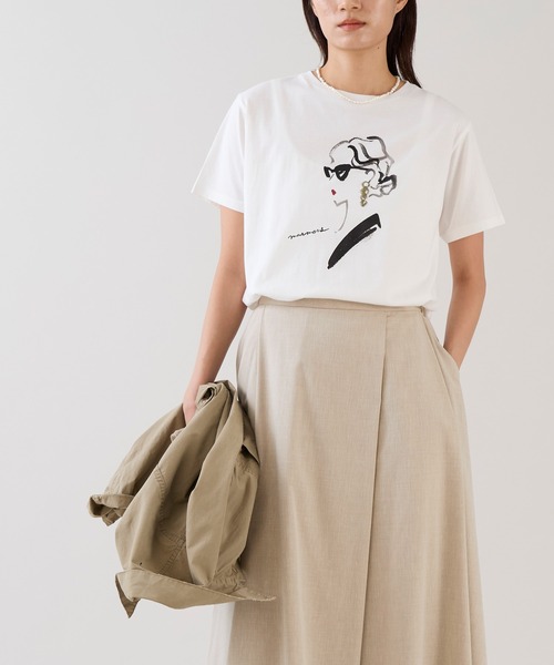 marmors(マルモア)の「【marmors】イヤリングイラストTシャツ(Tシャツ/カットソー・レディース・ベージュ/ホワイト・36)」の4枚目の写真