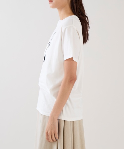 marmors(マルモア)の「【marmors】イヤリングイラストTシャツ(Tシャツ/カットソー・レディース・ベージュ/ホワイト・36)」の11枚目の写真