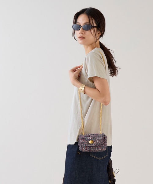 marmors(マルモア)の「【marmors】イヤリングイラストTシャツ(Tシャツ/カットソー・レディース・ベージュ/ホワイト・36)」の21枚目の写真