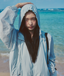 AFTERHOURS（アフターアワーズ）の「LIGHT SHIRRING WINDBREAKER (BLUE-GREY)（ナイロンジャケット）」