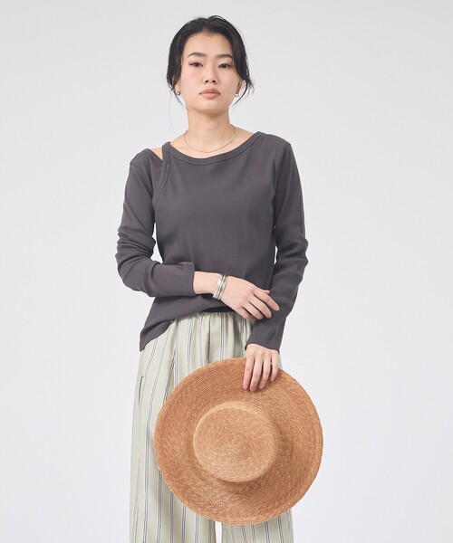 Rouge vif（ルージュヴィフ）の「【IRONING/アイロニング】アシンメトリーロングスリーブTシャツ/ロンT/カットソー（Tシャツ/カットソー・レディース・ホワイト/チャコールグレー・フリー）」の3枚目の写真