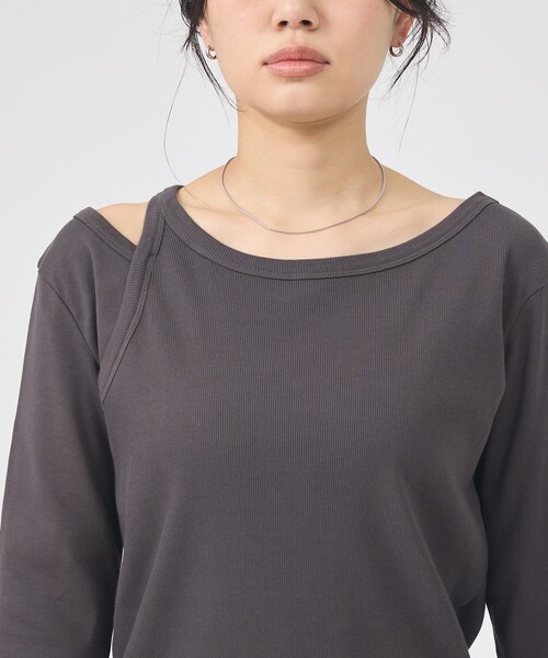 Rouge vif（ルージュヴィフ）の「【IRONING/アイロニング】アシンメトリーロングスリーブTシャツ/ロンT/カットソー（Tシャツ/カットソー・レディース・ホワイト/チャコールグレー・フリー）」の19枚目の写真