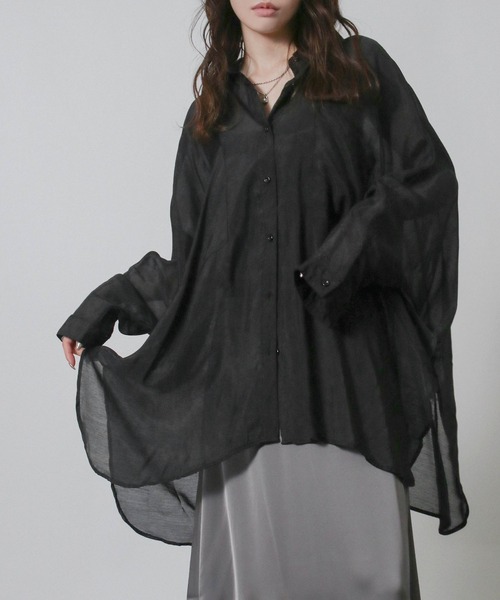 NYLAUS(ナイラス)の「【SG】シアーオーバーサイズドルマンシャツ 長袖シアーシャツ(シャツ/ブラウス・レディース・ブラック/グレイッシュベージュ/オフホワイト/ブラウン・M)」の9枚目の写真