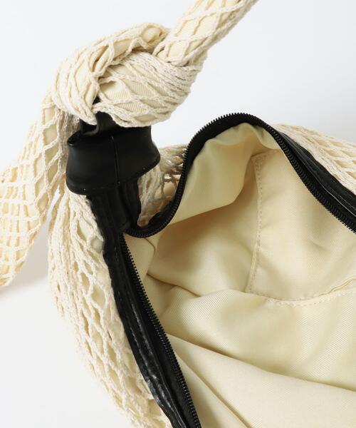 KBF(ケイビーエフ)の「メッシュショルダーBAG(ショルダーバッグ・レディース・ブラック/アイボリー・ONE)」の8枚目の写真