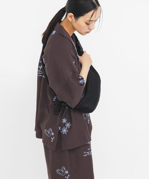 KBF(ケイビーエフ)の「メッシュショルダーBAG(ショルダーバッグ・レディース・ブラック/アイボリー・ONE)」の12枚目の写真
