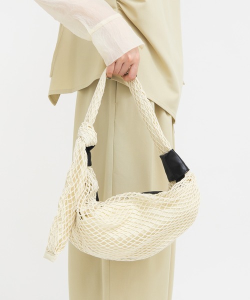 KBF（ケイビーエフ）の「メッシュショルダーBAG（ショルダーバッグ・レディース・ブラック/アイボリー・ONE）」の5枚目の写真