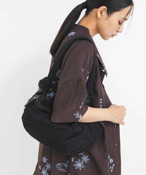 KBF（ケイビーエフ）の「メッシュショルダーBAG（ショルダーバッグ・レディース・ブラック/アイボリー・ONE）」の9枚目の写真