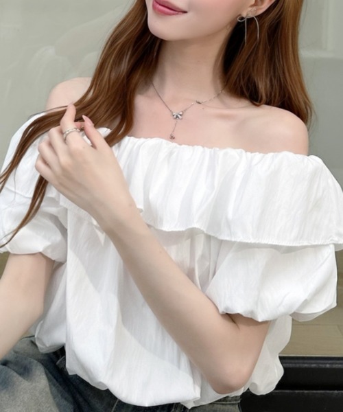 Ada.(エイダ)の「フリルカラー バルーンスリーブショート丈ブラウス(シャツ/ブラウス・レディース・ブラック/ベージュ/ホワイト・FREE)」の4枚目の写真