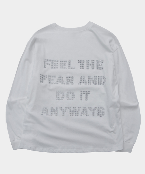 PLACE STUDIO（プレイススタジオ）の「ビーズグラフィックアイレットポイントコットンルーズフィット長袖ロングスリーブTシャツ[ホワイト]（Tシャツ/カットソー・レディース・ホワイト・FREE）」の5枚目の写真