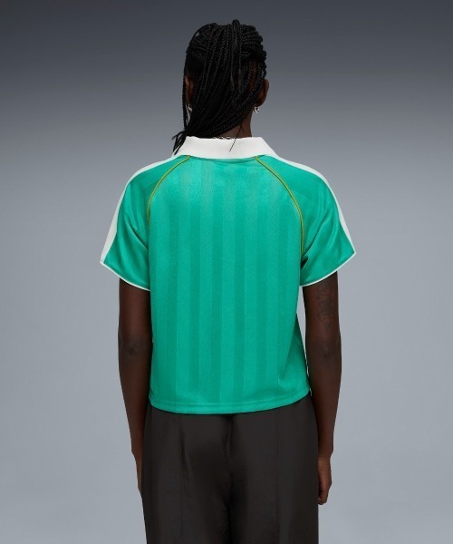 PUMA(プーマ)の「PUMA WNS 7 RELAXED FOOTBALL SHORT SLEEVE TEE(プーマ ウィメンズ T7 リラックスド フットボール 半袖 Tシャツ)(Tシャツ/カットソー・レディース・グリーン系/ブルー系・SMALL/MEDIUM/LARGE)」の8枚目の写真