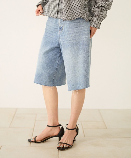 BAYFLOW(ベイフロー)の「デニムハーフパンツ(デニムパンツ・レディース・ブラック/ブルー・SMALL/MEDIUM)」の1枚目の写真