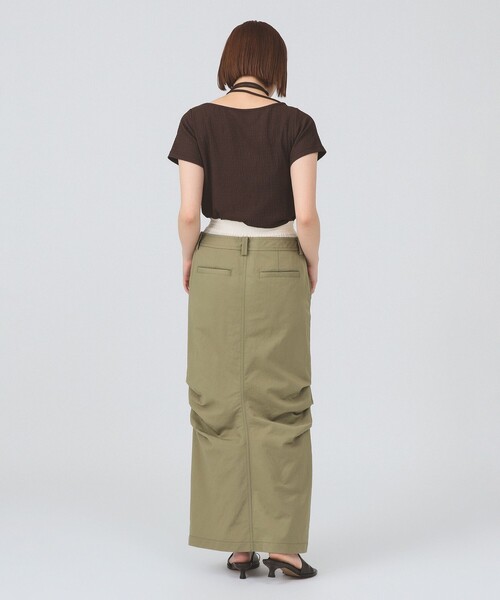 Ray BEAMS（レイビームス）の「ネックリボン ボートネック Tシャツ（Tシャツ/カットソー・レディース・レッド/ダークブラウン・ONE SIZE）」の5枚目の写真