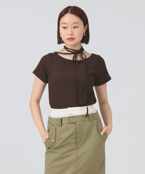 Ray BEAMS（レイビームス）の「ネックリボン ボートネック Tシャツ（Tシャツ/カットソー・レディース・レッド/ダークブラウン・ONE SIZE）」の6枚目の写真